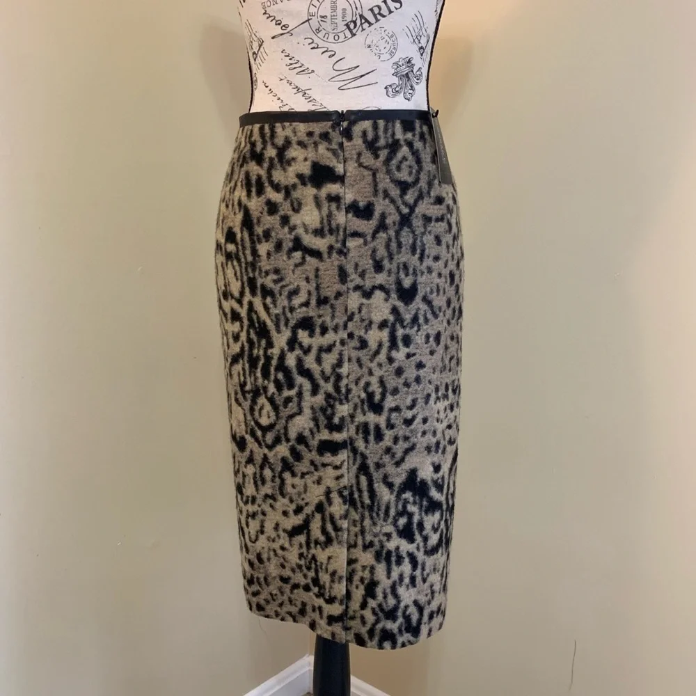 Conrad C Cheetah Print Skirt Size 10